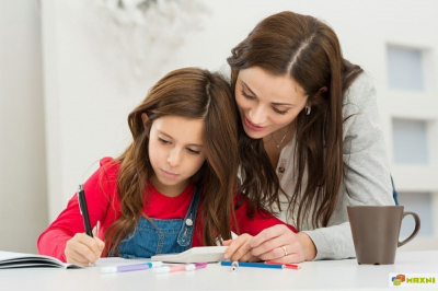 Стоит ли помогать ребенку выполнять домашнее задание?
